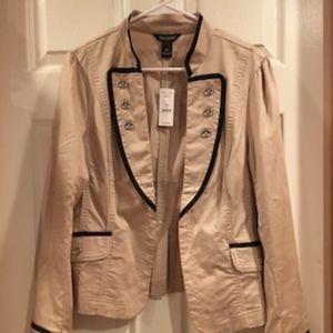 BLACK White House MARKET